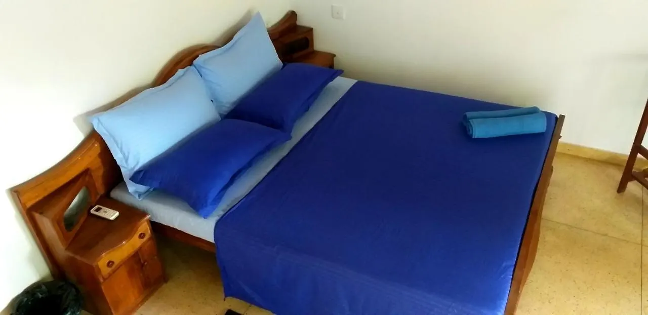 Olas Negombo Konukevi